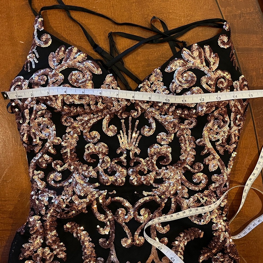 Windsor Sequin Evening/ Party Bodycon Mini Dress. Copper and black. Size S - Picture 13 of 15
